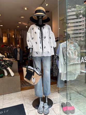anni plusブラウス＆Lehavrekobe帽子＆chousonnetteカットソー＆KOKIAパンツ