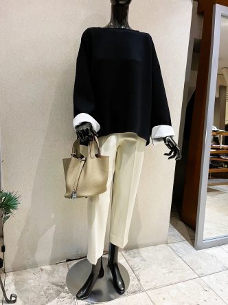 ALDRIDGEプルオーバー＆maturitaテーパードジョグパンツ