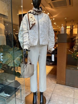 中綿ブルゾンコーディネート♪　NOUQUEブルゾン＆ALDRIDGEニット＆LEHAVRE KOBEマフラー＆Doneeyuスカート