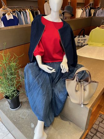 ニットに合わせて♪　ALDRIDGEニット＆KOKIAスカート＆ジャケット＆LOURDESパンツ