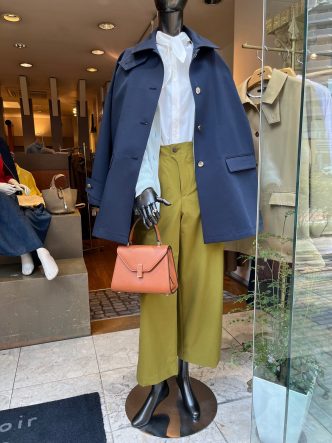 長めのカーディガンのコーディネート♪ALDRIDGEカーディガン＆NOUQUEステンカラーコート