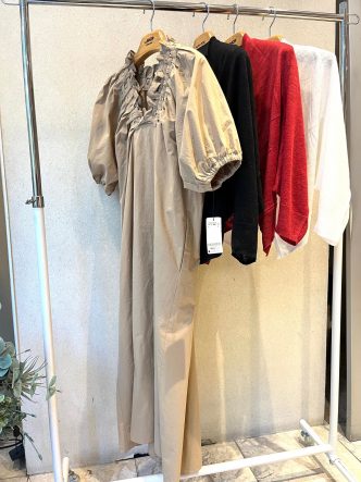 BEATRRICEワンピース＆BRAHMINリネン変形ボレロカーディガン