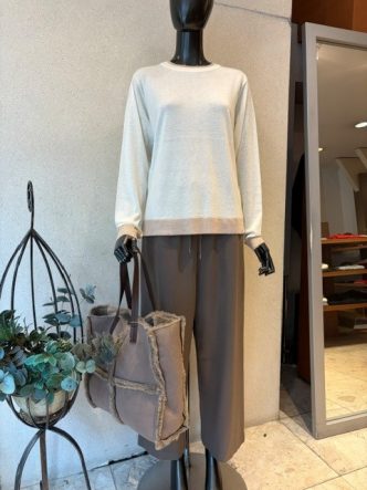 ALDRIDGE配色ニット＆Doneeyu両面起毛ワイドドストレートパンツ＆NOUQUEカットソー