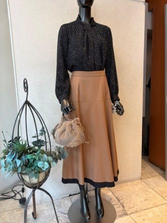 NOUQUE配色スカート＆KOKIAボウタイ風ブラウス